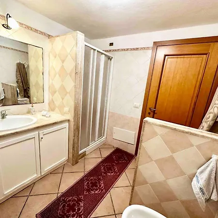 Campulongu A 150 Mt Dal Mare, Carolina * Villasimius